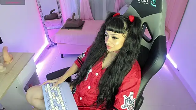 Snapshot of zoesullivan chatting on 01/26/25, 09:08 zoesullivan online show from 01/26/25, 09:08