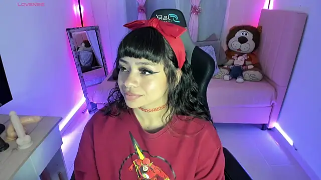 Snapshot of zoesullivan chatting on 01/30/25, 09:25 zoesullivan online show from 01/30/25, 09:25