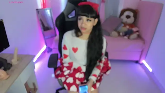 Snapshot of zoesullivan chatting on 02/14/25, 01:08 zoesullivan online show from 02/14/25, 01:08