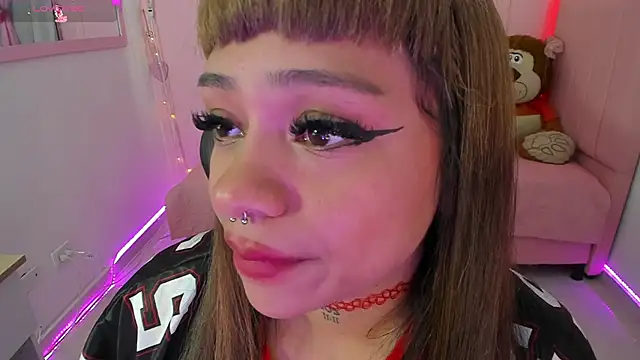 Snapshot of zoesullivan chatting on 09/17/25, 02:52 zoesullivan online show from 09/17/25, 02:52