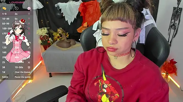 Snapshot of zoesullivan chatting on 10/20/25, 09:32 zoesullivan online show from 10/20/25, 09:32