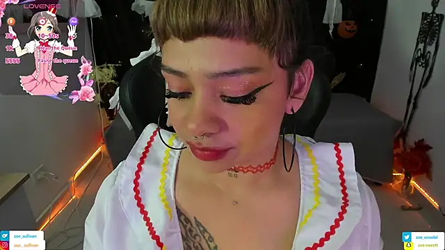 Snapshot of zoesullivan chatting on 10/27/25, 09:46 zoesullivan online show from 10/27/25, 09:46