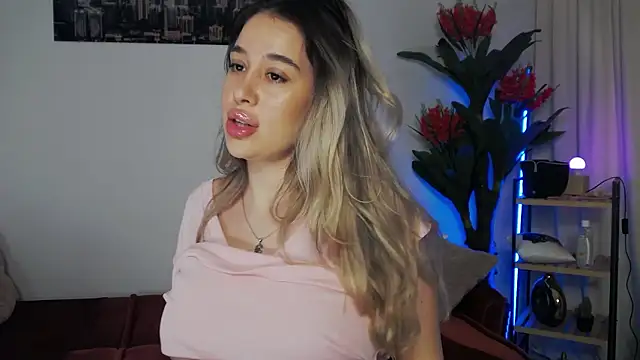 Snapshot of NaughtyAdda chatting on 03/05/26, 10:17 NaughtyAdda online show from 03/05/26, 10:17