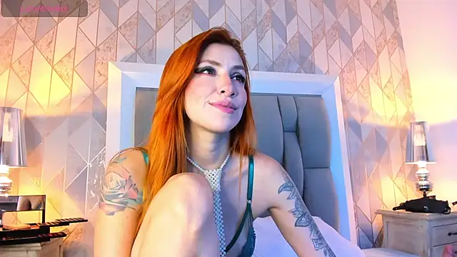 Snapshot of Ginger_Violetta_ chatting on 12/27/24, 07:35 Ginger Violetta online show from 12/27/24, 07:35