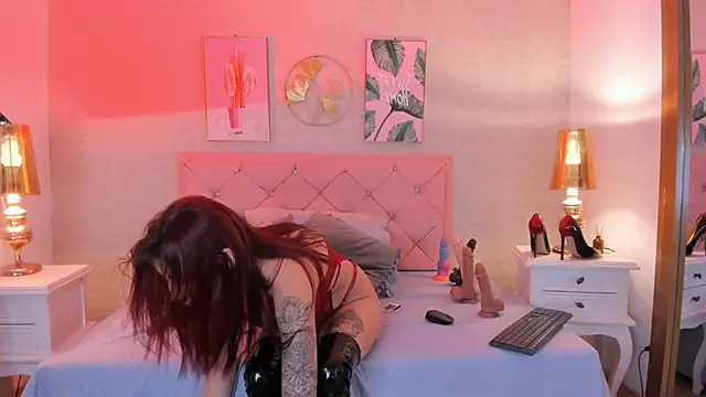 Snapshot of Ginger_Violetta_ chatting on 03/02/25, 07:34 Ginger Violetta online show from 03/02/25, 07:34