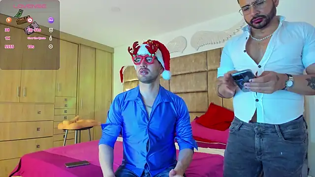 Snapshot of petterwilly1 chatting on 12/15/24, 05:10 petterwilly1 online show from 12/15/24, 05:10