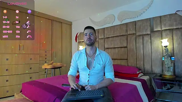 Snapshot of petterwilly1 chatting on 12/20/24, 04:14 petterwilly1 online show from 12/20/24, 04:14