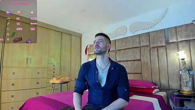 Snapshot of petterwilly1 chatting on 12/21/24, 01:10 petterwilly1 online show from 12/21/24, 01:10