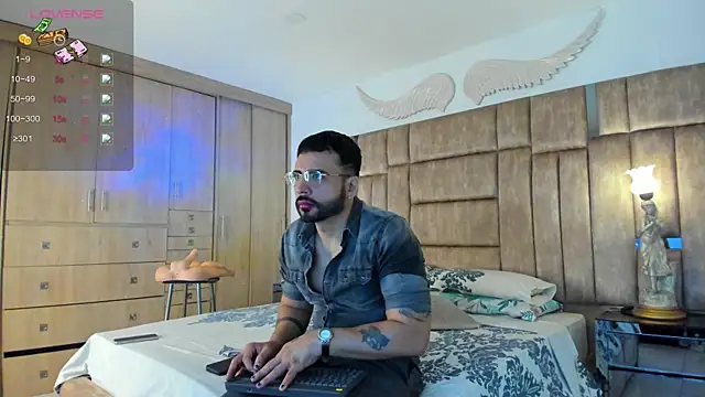 Snapshot of petterwilly1 chatting on 02/11/25, 03:08 petterwilly1 online show from 02/11/25, 03:08