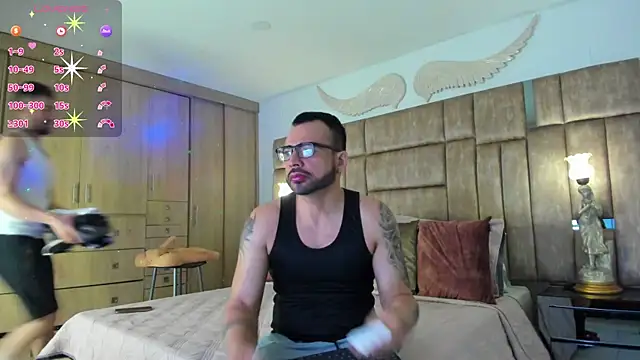 Snapshot of petterwilly1 chatting on 10/15/25, 03:12 petterwilly1 online show from 10/15/25, 03:12