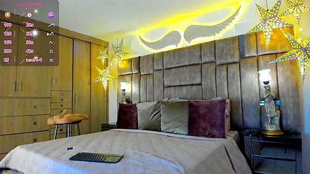 Snapshot of petterwilly1 chatting on 11/12/25, 03:12 petterwilly1 online show from 11/12/25, 03:12