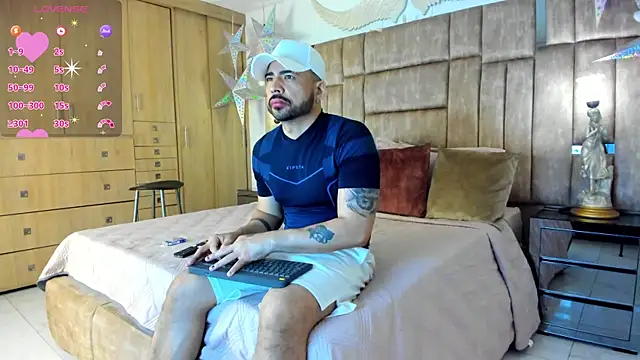 Snapshot of petterwilly1 chatting on 11/29/25, 01:08 petterwilly1 online show from 11/29/25, 01:08