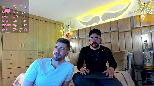 Snapshot of petterwilly1 chatting on 12/13/25, 11:10 petterwilly1 online show from 12/13/25, 11:10