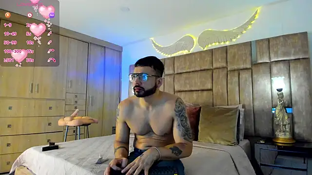 Snapshot of petterwilly1 chatting on 06/10/26, 03:11 petterwilly1 online show from 06/10/26, 03:11