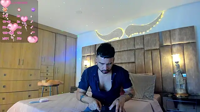 Snapshot of petterwilly1 chatting on 07/19/26, 03:05 petterwilly1 online show from 07/19/26, 03:05