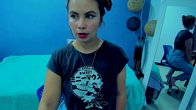 gigi stephans online show from 03/19/25, 02:16