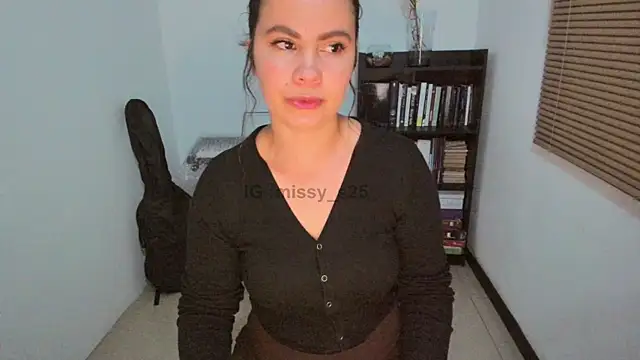 gigi stephans online show from 04/26/26, 02:53