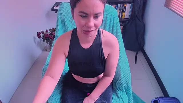 gigi stephans online show from 06/13/26, 02:48