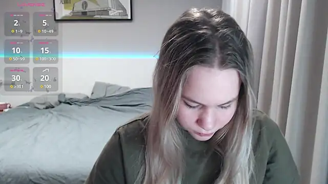 Snapshot of annabel8 chatting on 01/25/25, 08:53 annabel8 online show from 01/25/25, 08:53