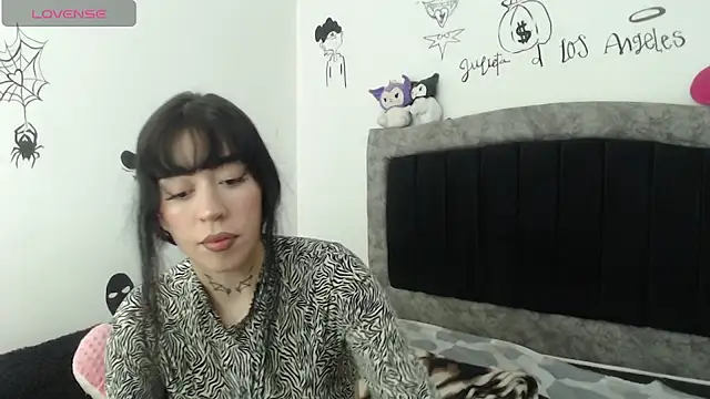 Snapshot of Julieta_De_Los_Angeles chatting on 03/02/26, 08:59 Julieta De Los Angeles online show from 03/02/26, 08:59