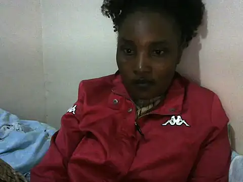 StacyGee24 online show from 10/31/25, 10:33