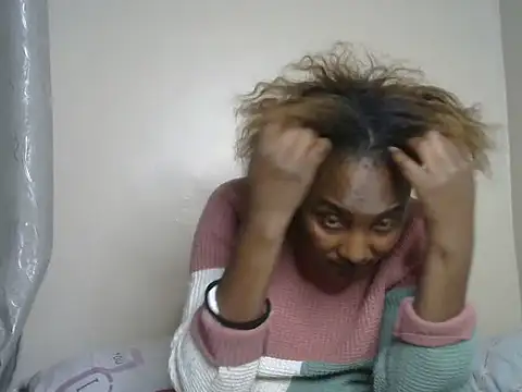 StacyGee24 online show from 12/02/25, 01:50