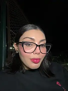 Snapshot of zui_lu chatting on 01/18/26, 04:27 zui lu online show from 01/18/26, 04:27