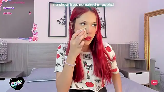 Snapshot of SkinnyFoxy chatting on 03/18/25, 09:21 SkinnyFoxy online show from 03/18/25, 09:21