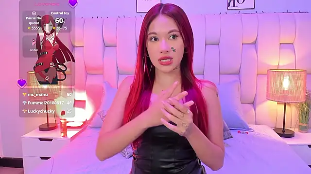 Snapshot of SkinnyFoxy chatting on 03/10/26, 08:36 SkinnyFoxy online show from 03/10/26, 08:36