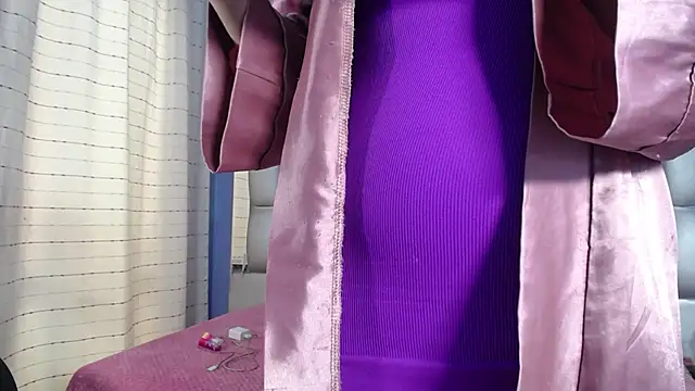 Snapshot of sophia_ny chatting on 03/14/25, 04:40 sophia ny online show from 03/14/25, 04:40