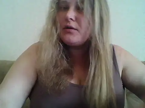 ParisMimi online show from 05/11/26, 07:36