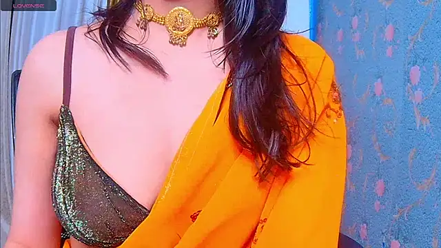 Snapshot of Aashika-Kaur chatting on 12/08/24, 03:32 Aashika-Kaur online show from 12/08/24, 03:32