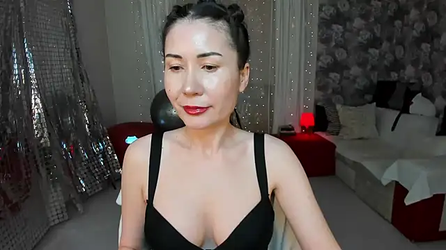 KarinaSweeety online show from 06/23/26, 08:45