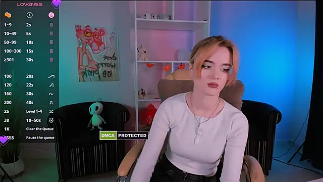 liana kisses online show from 03/19/25, 04:57