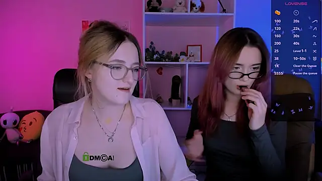 liana kisses online show from 09/24/25, 12:52