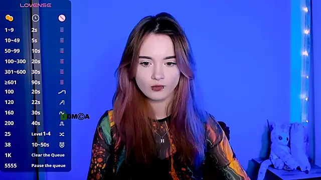 liana kisses online show from 10/05/25, 06:50