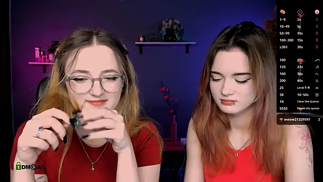 liana kisses online show from 10/15/25, 09:20