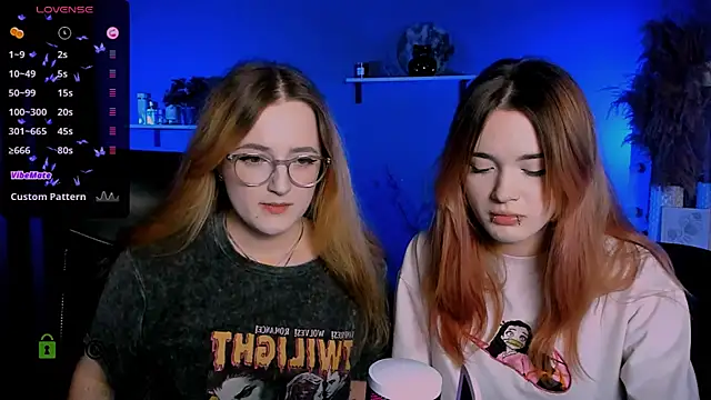 liana kisses online show from 10/16/25, 07:48