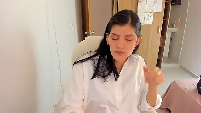 misstoya online show from 01/25/25, 05:19