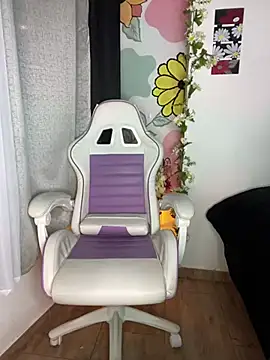 pamela  mar online show from 01/06/25, 02:15