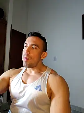 Snapshot of jhay-crux chatting on 04/08/26, 12:32 jhay-crux online show from 04/08/26, 12:32