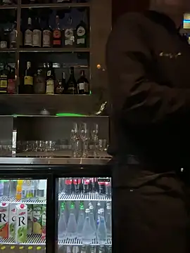 Snapshot of Ariel_Ari chatting on 12/23/24, 03:29 Ariel Ari online show from 12/23/24, 03:29