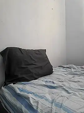 Snapshot of culitotragon24 chatting on 01/14/26, 05:18 culitotragon24 online show from 01/14/26, 05:18