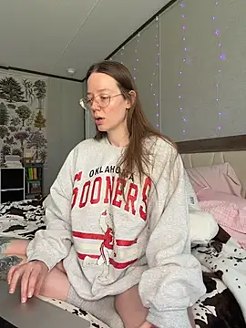 Sweetdee222x online show from 07/10/26, 05:37