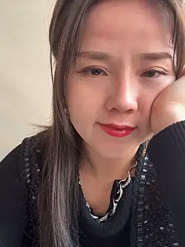 Efangfang online show from 12/29/24, 06:14