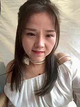 Efangfang online show from 12/30/24, 02:31