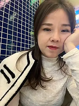 Efangfang online show from 01/11/25, 10:51