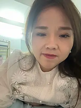 Efangfang online show from 01/12/25, 02:30