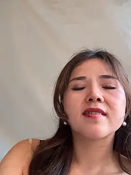 Efangfang online show from 02/28/25, 09:36