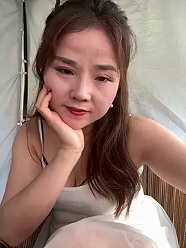 Efangfang online show from 03/03/25, 05:42